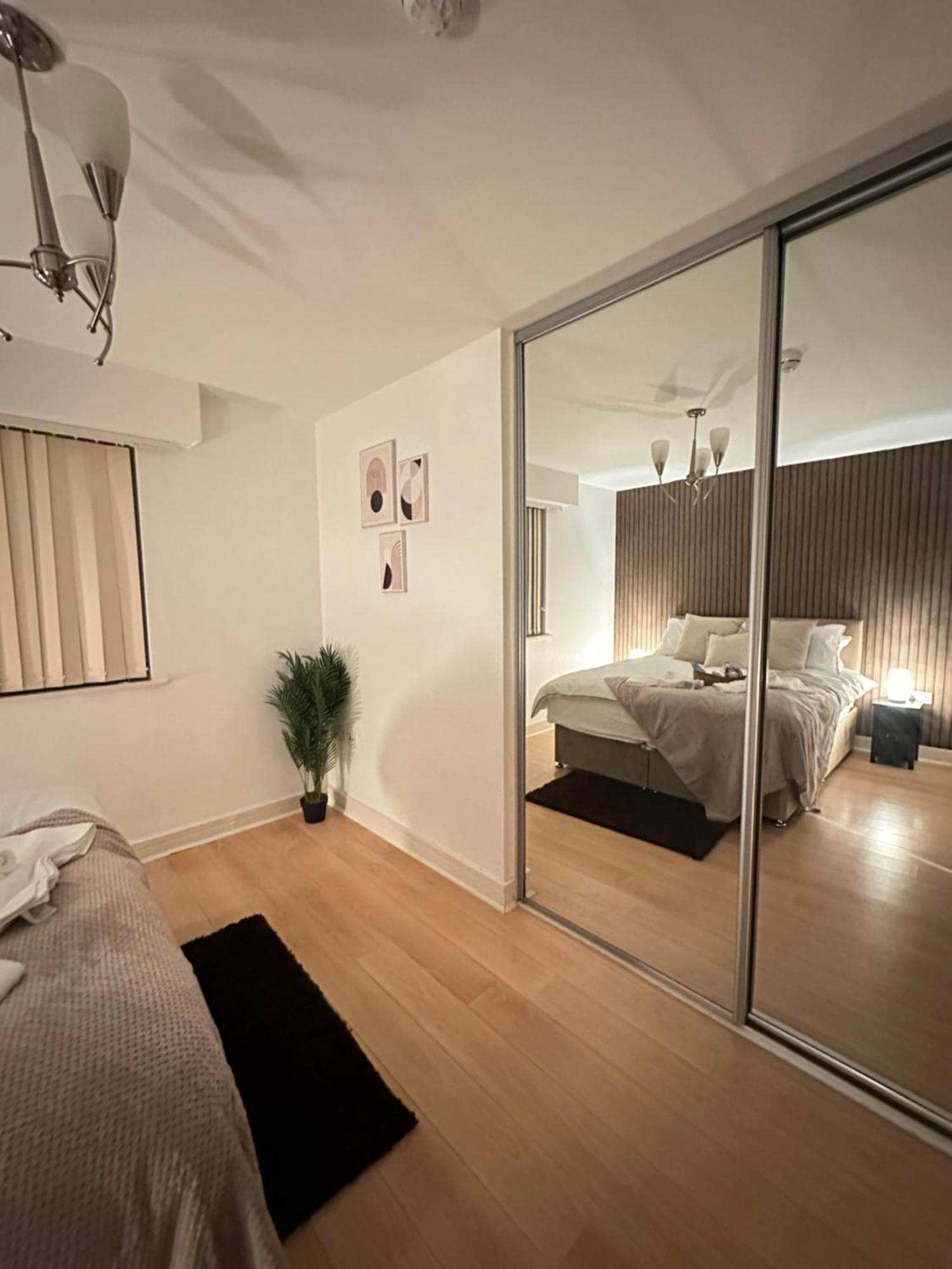Locate Luxury Apartment